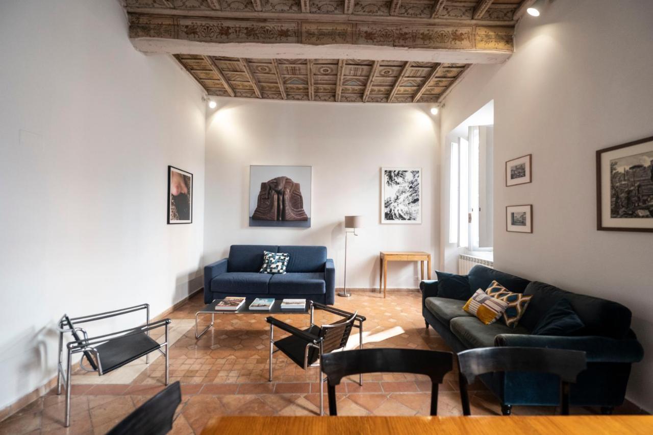 Artsy And Elegant Apartment Near Pantheon Rome Buitenkant foto
