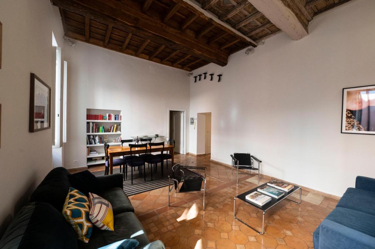 Artsy And Elegant Apartment Near Pantheon Rome Buitenkant foto